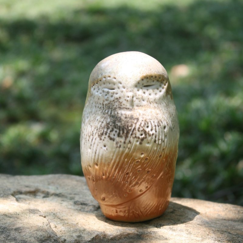 薪手作り陶器飾りラッキーフクロウ008 - 置物 - 陶器 ブラウン