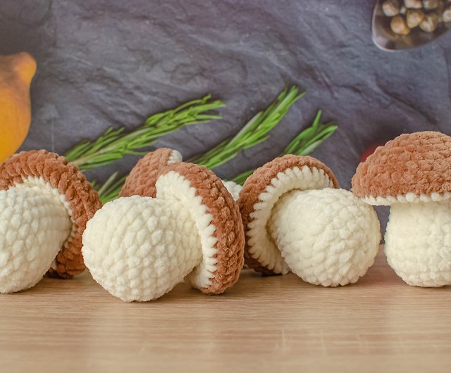Mushroom knitting pattern: Porcini [free + step by step instructions]