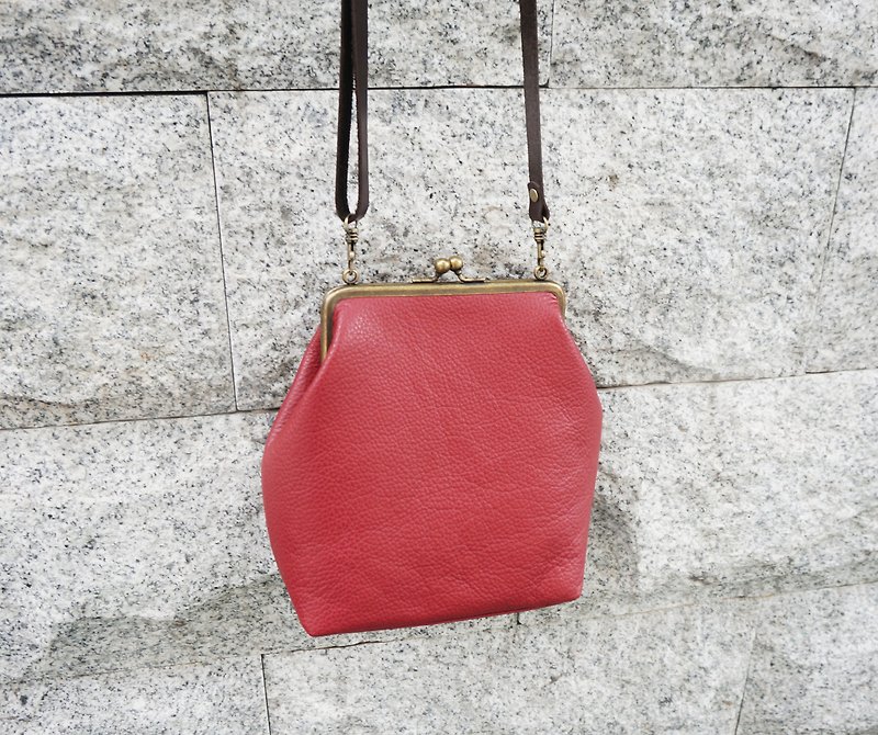 Sienna elegance mouth gold package - กระเป๋าแมสเซนเจอร์ - หนังแท้ สีแดง