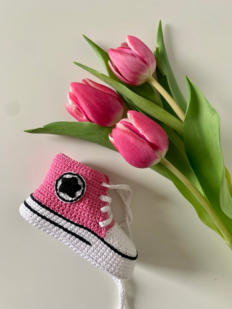 Baby Booties Converse Crochet Unisex Crochet Baby Booty Shoe Shower Gift newborn - รองเท้าเด็ก - ผ้าฝ้าย/ผ้าลินิน สึชมพู