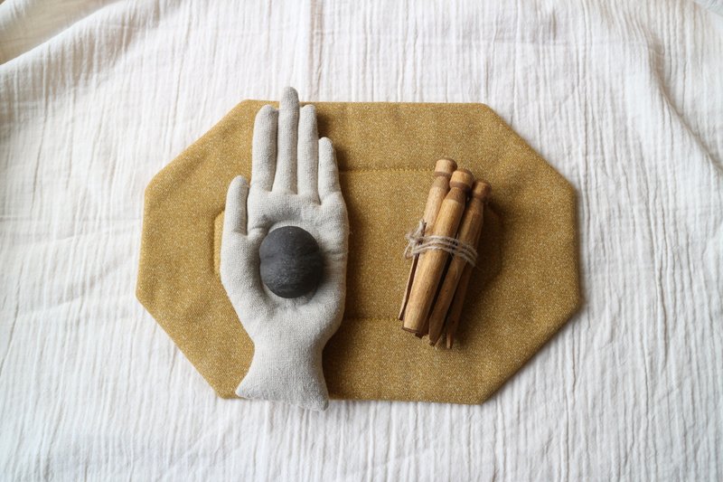 Octagon Mat Dining Mat / Yellow-Orange - ที่รองแก้ว - ผ้าฝ้าย/ผ้าลินิน สีส้ม