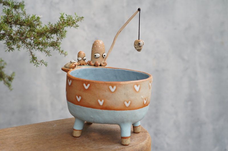 squid plant pot , octopus , handmade ceramic. cactus - 花瓶/花器 - 陶 藍色