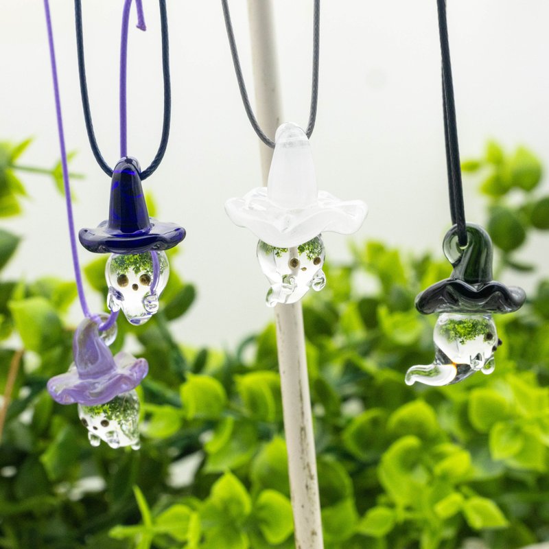 Ghost-shaped necklace (multiple colors available) - Necklaces - Glass Multicolor