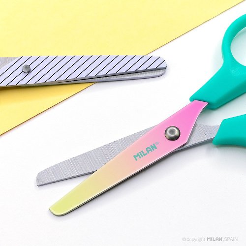 MILAN's first preschool scissors (4 colors available) - Shop milan-tw  Scissors & Letter Openers - Pinkoi