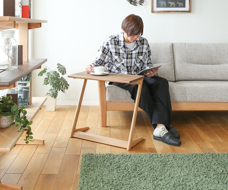 Hida Furniture Ibata Interior Sign Side Table - โต๊ะอาหาร - ไม้ สีนำ้ตาล