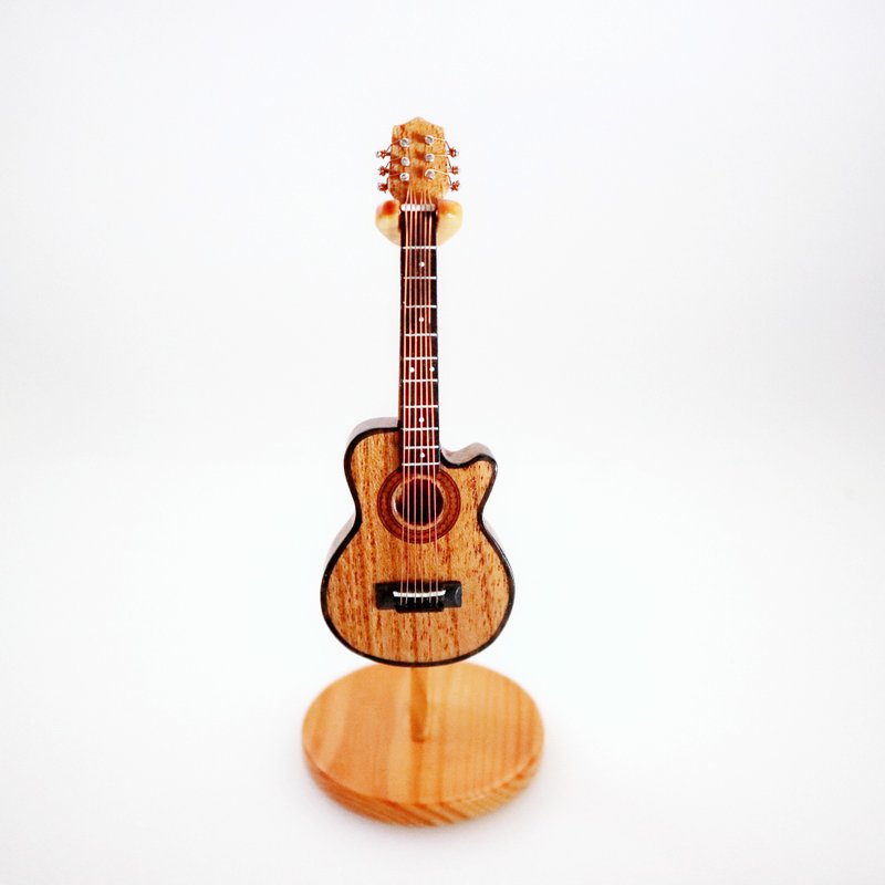 [Wooden Small Guitar] Decoration Gift Texture Mini Musician - ของวางตกแต่ง - ไม้ สีนำ้ตาล