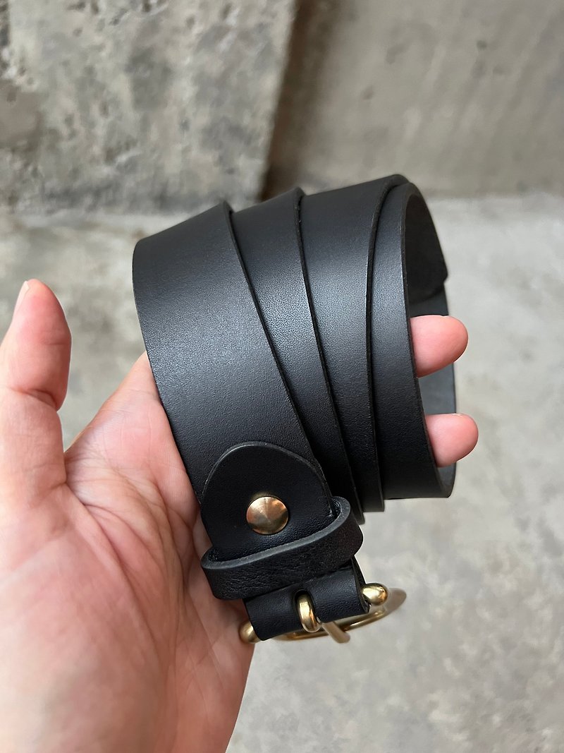 3cm wide and narrow horseshoe head belt_black [LBT Pro] - เข็มขัด - หนังแท้ สีดำ