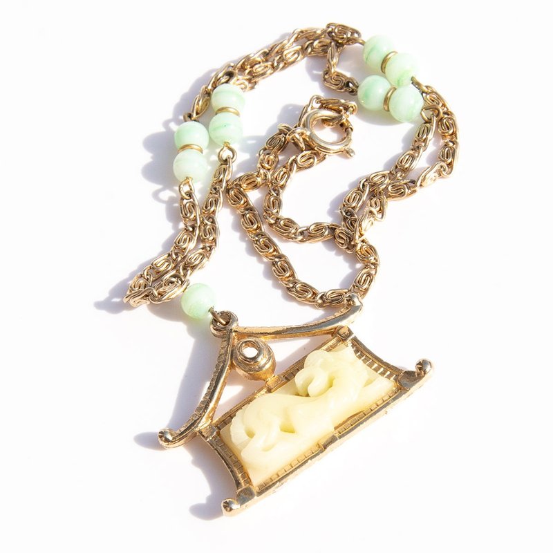 Vintage green glass carved dragon chinoiserie design necklace - 項鍊 - 其他材質 綠色