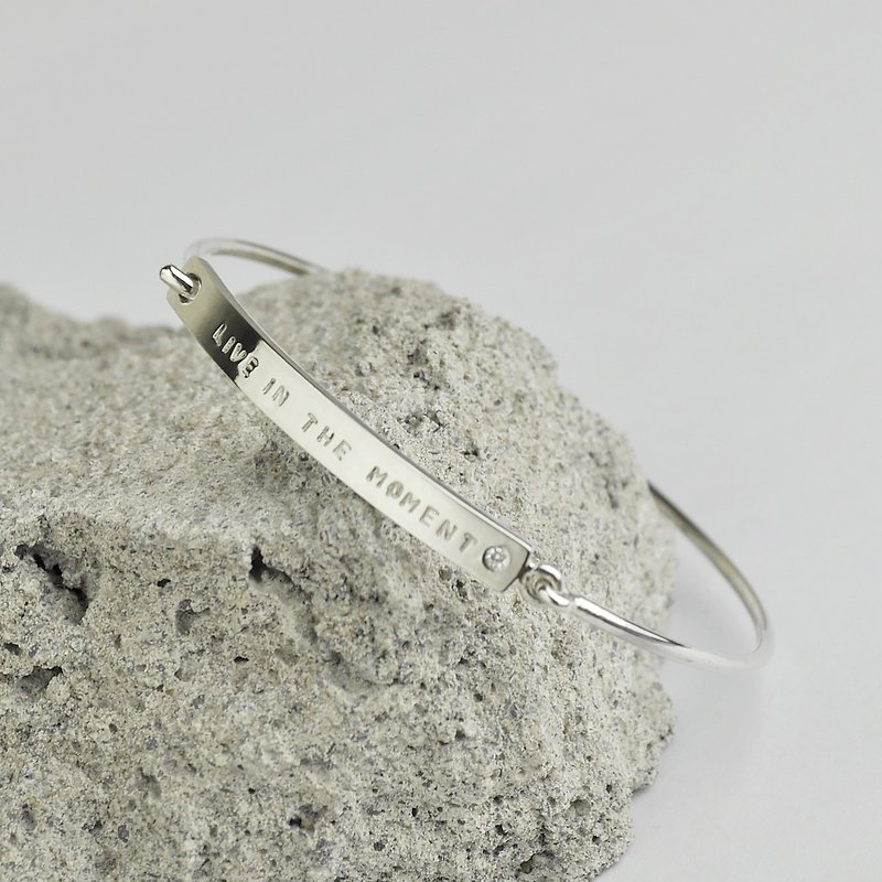 Hand Stamped Monogram & Name Bangle Sterling Silver,Personalized gift - สร้อยข้อมือ - เงินแท้ สีเงิน