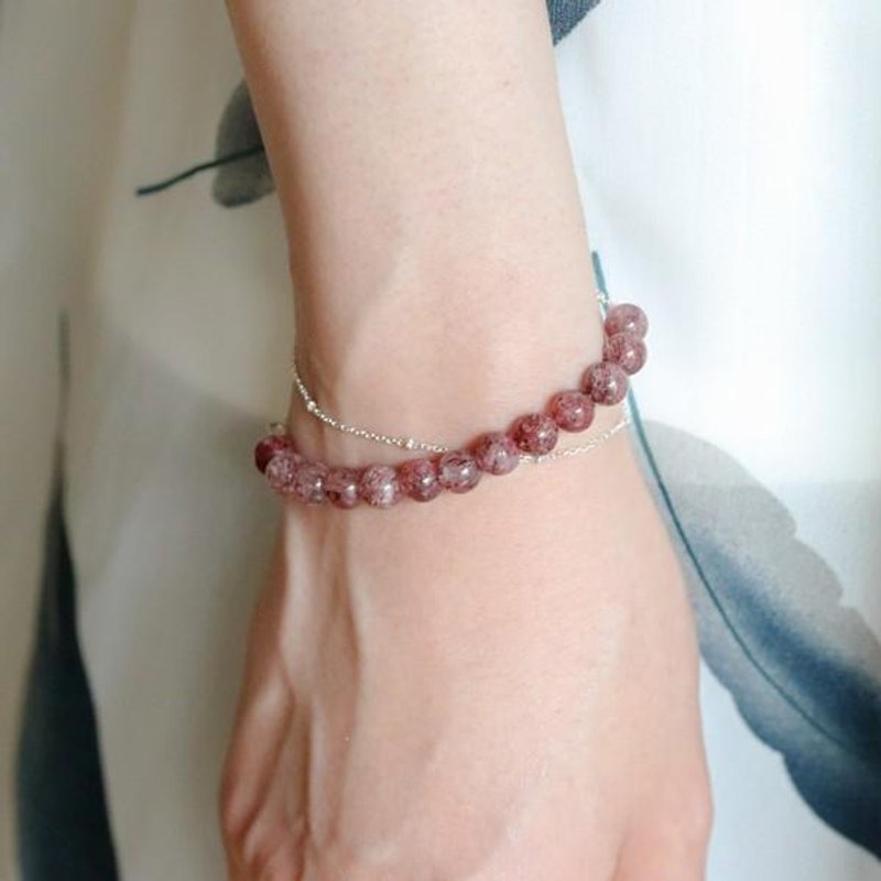 Strawberry quartz double ball chain bracelet that symbolizes love and beauty - สร้อยข้อมือ - โลหะ สึชมพู