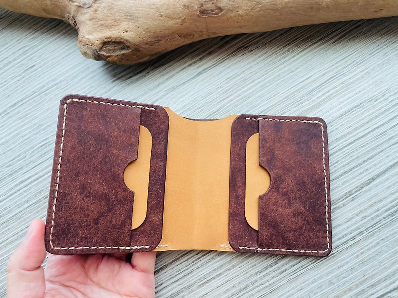 Leather weaving丨Ultra-lightweight hand-sewn short clip_caramel coffee style - Wallets - Genuine Leather 