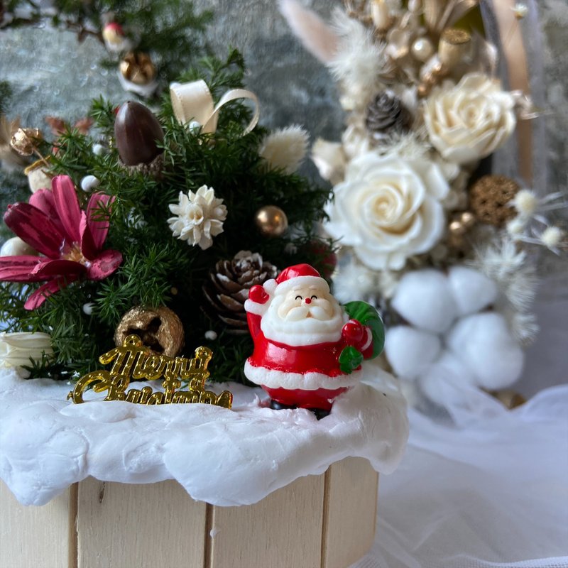 Preserved flower Christmas tree rotating music box - ช่อดอกไม้แห้ง - พืช/ดอกไม้ สีเขียว