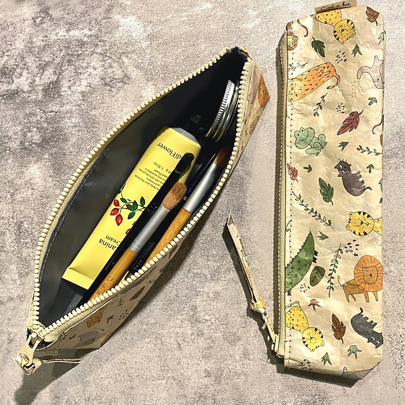 [Paper Feel Wrinkle Bag] Lightweight Tyvek Washable Pencil Case/Tableware Storage Bag Gift-Animal Party - กระเป๋าเครื่องสำอาง - กระดาษ สีเหลือง