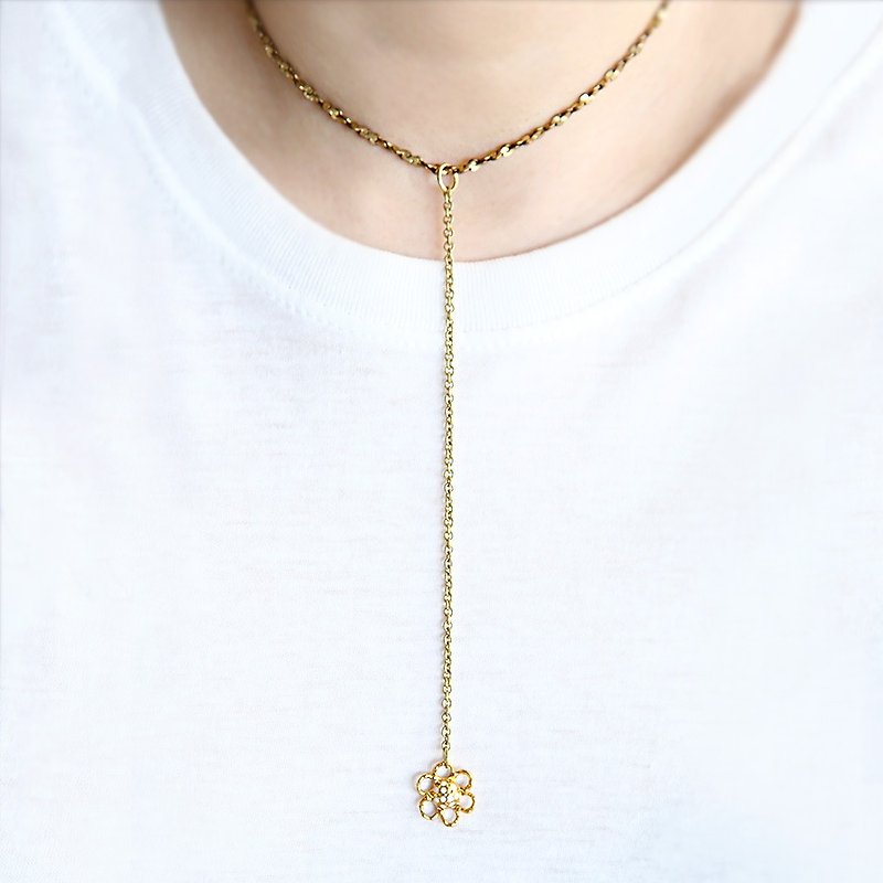 Little Polka Dot Flower Necklace, Flower Y Necklace, Flower Choker, Little Flower Pendant - 項鍊 - 紙 金色