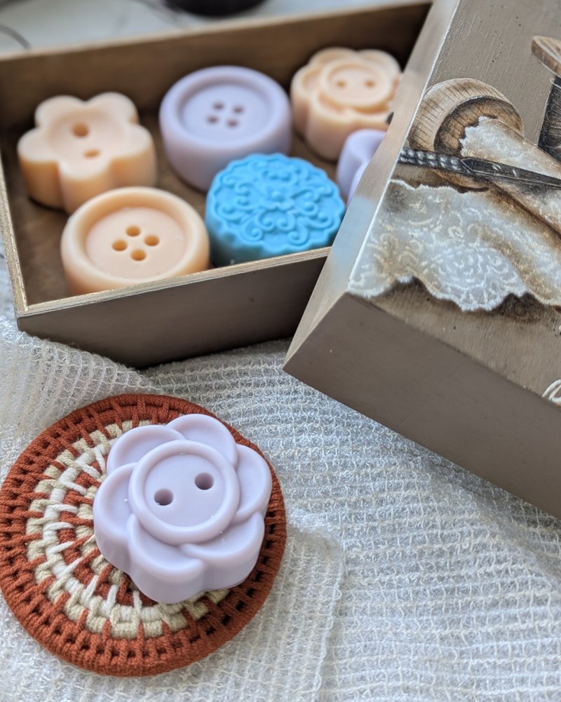 YouTry 【童趣ボタン】コールドプロセス製法石けん l 小さな石けんとのご縁割引 l デザインおまかせ - 石けん - その他の素材 