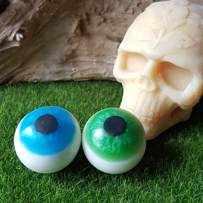 Fun eyeballs,2in1 Handmade Soap Scented with  Pear n Freesia - สบู่ - วัสดุอื่นๆ สีน้ำเงิน
