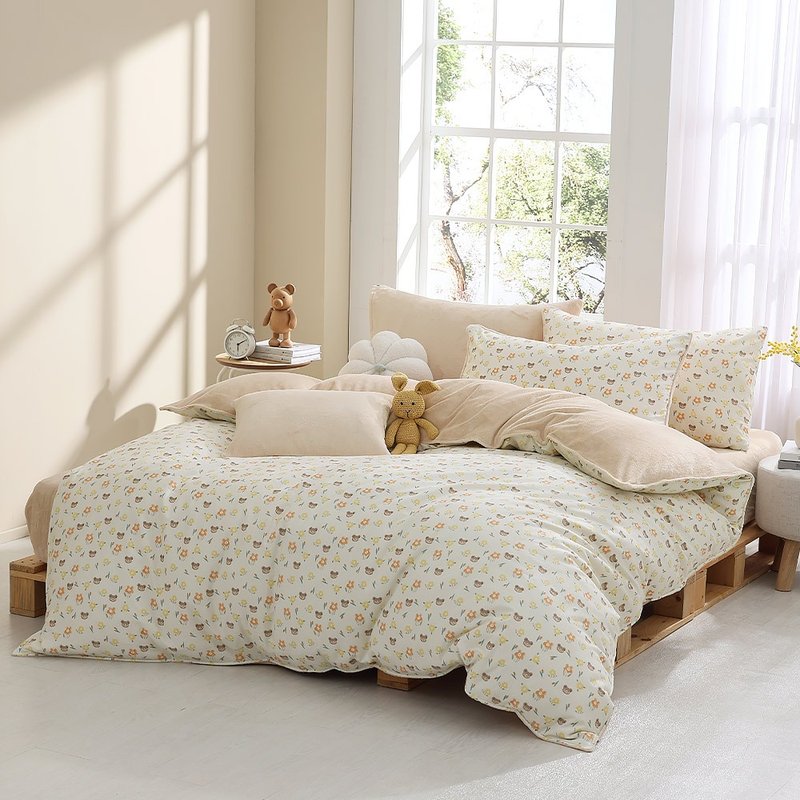 HOYACASA  雪棉絨兩用被床包組 - 奶油熊熊 (雙/加) - 寢具/床包 - 棉．麻 多色