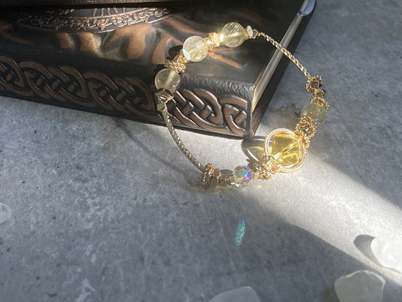 【黃金鄉。金髮晶手鏈】黃水晶、黃髮晶|原創設計款 - 手鍊/手環 - 其他材質 黃色