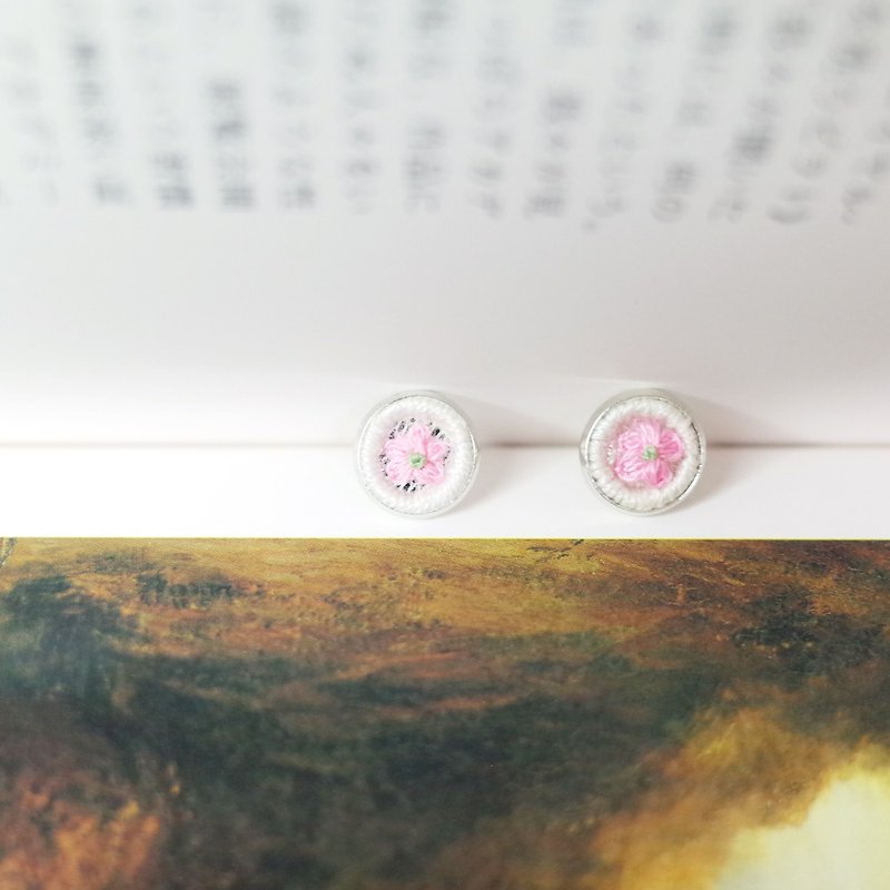 Plant #48 Pink Flower Hand Embroidery On-Ear Earrings/ Clip-On - ต่างหู - งานปัก สึชมพู