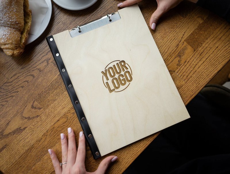 Engraved Wooden Menu Folder with Customizable Options, Personalized Wooden Menu - 其他 - 木頭 多色