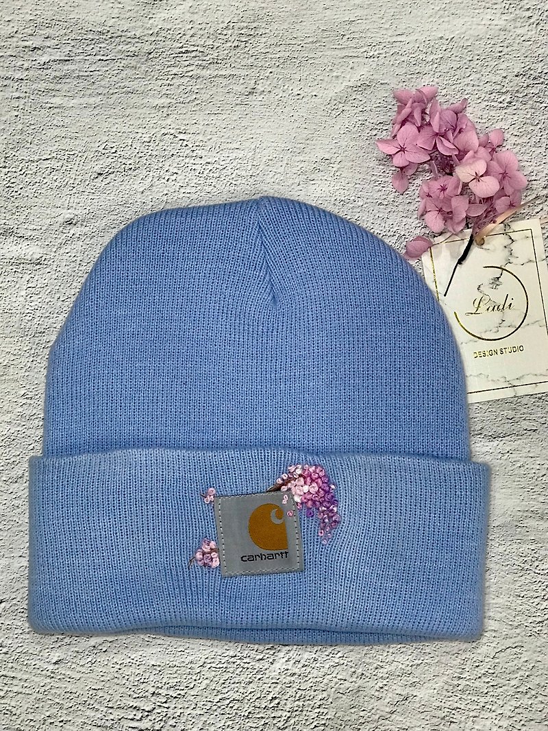 Original design hand embroidered knitted beanie - หมวก - ไฟเบอร์อื่นๆ สีน้ำเงิน