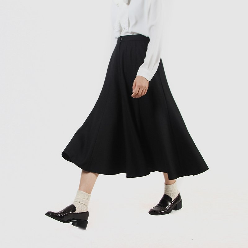 [Egg plant ancient] Arctic night sky round skirt wool vintage wide pants - Women's Pants - Wool Black
