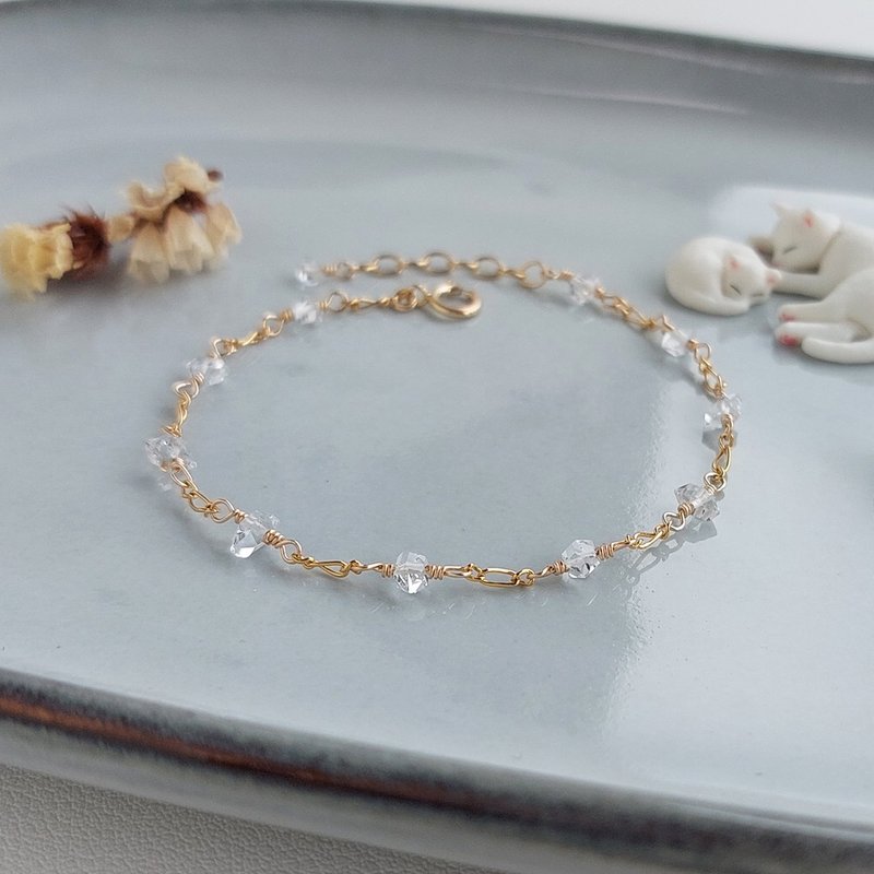 Herkimon Diamond x 14KGF Figaro Bracelet - สร้อยข้อมือ - คริสตัล สีใส