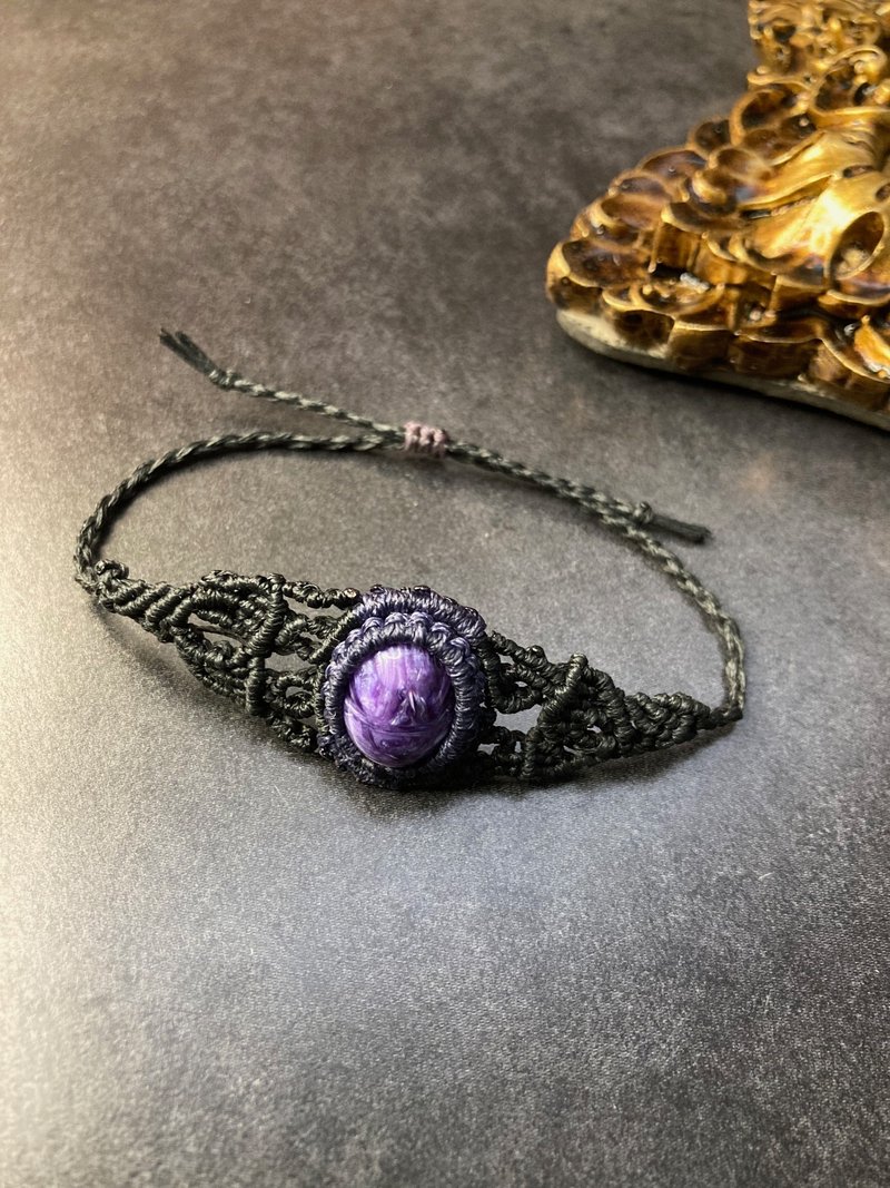 For those who are extremely tired Sugilite Macrame Bracelet Gemstone Hoshinoko Jewelry - สร้อยข้อมือ - เครื่องเพชรพลอย สีม่วง