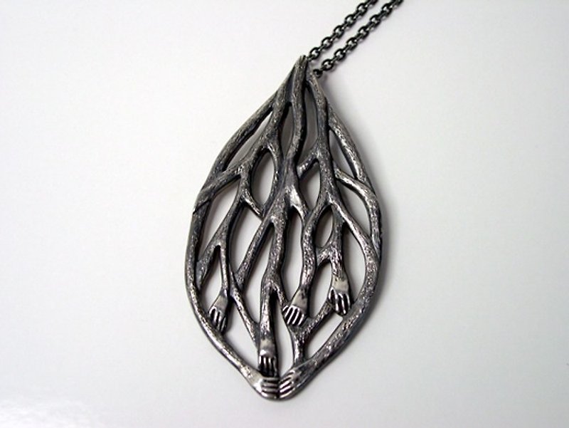 Forest Fantasy sterling silver necklace - สร้อยคอยาว - เงินแท้ สีดำ