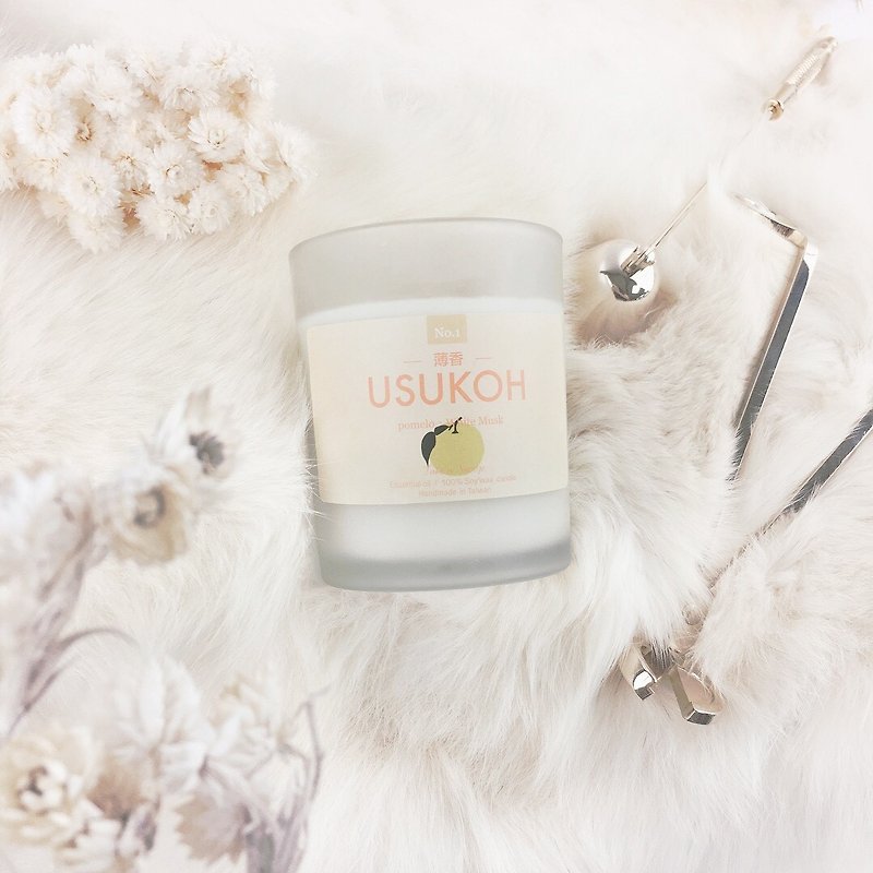 Take a Snooze - - Soy Wax Scented Candle 200g/No.1 Thin USUKOH - เทียน/เชิงเทียน - ขี้ผึ้ง สีเหลือง