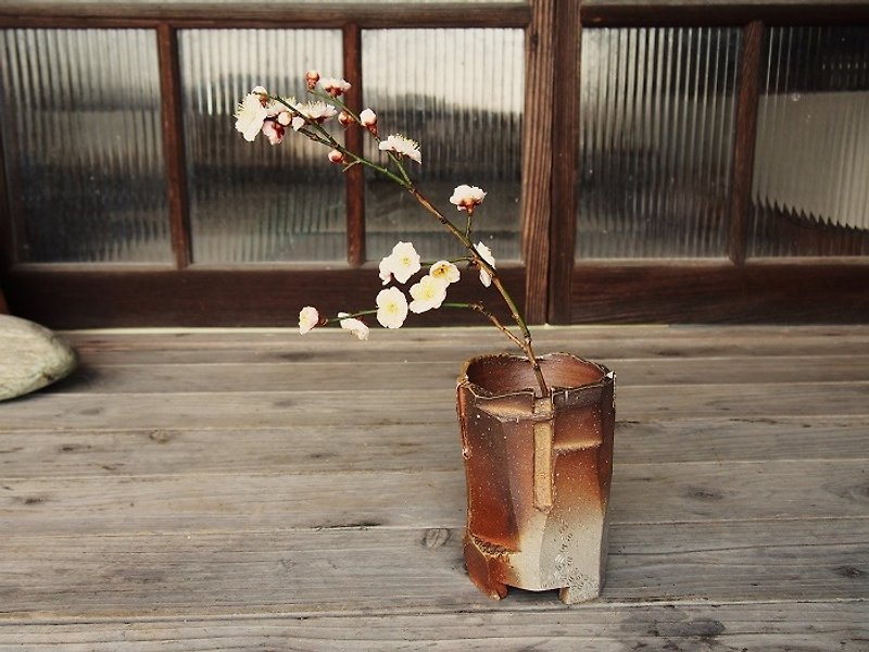 日本岡山備前 陶器 花瓶 花插 花器 h3-018 - 植栽/盆栽 - 陶 咖啡色