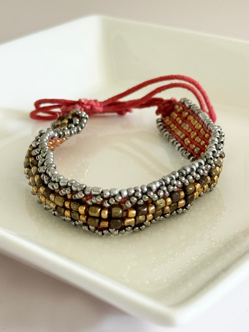 Indian copper beads bracelet - สร้อยข้อมือ - ทองแดงทองเหลือง สีทอง