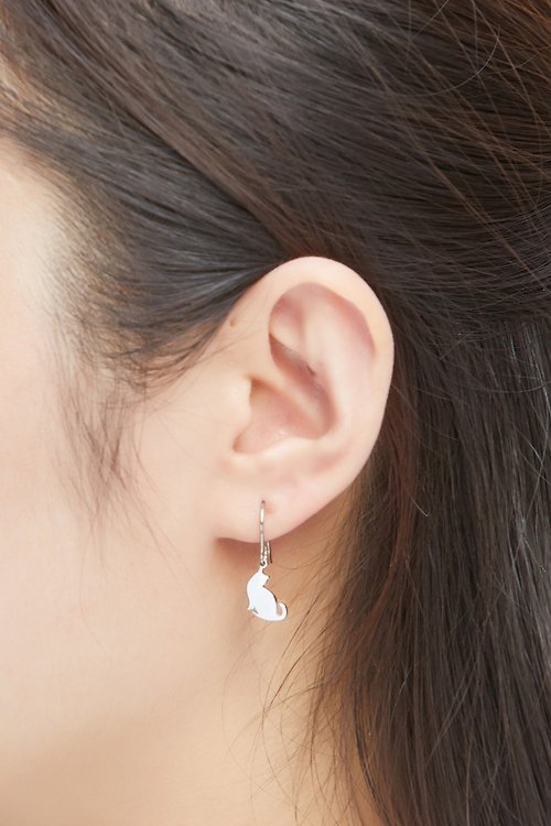 吳小姐3d訂製珠寶 回頭的貓耳環 - 貓咪背影系列-耳勾式(可改夾式) 抗敏醫療鋼