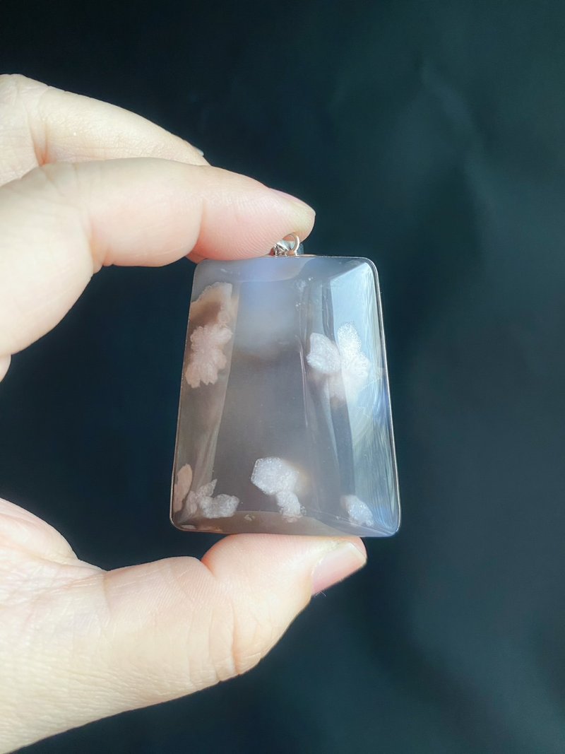 櫻花瑪瑙 灰冰 素雅小花 S925銀鑲拖  古典美 水中花 項鍊 - 項鍊 - 水晶 灰色