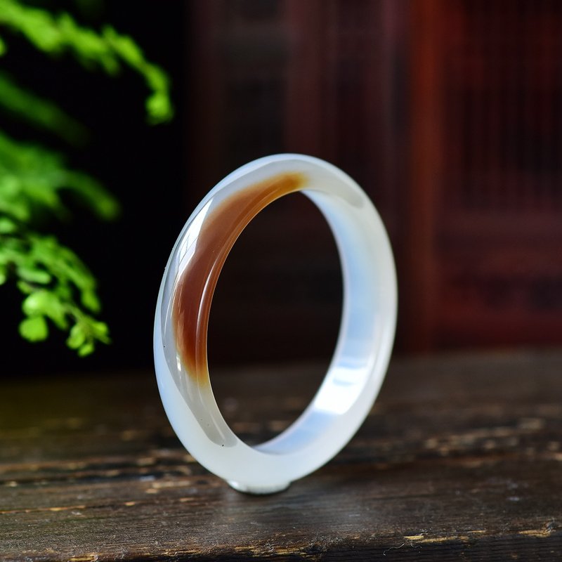 極品天然玉髓俏色手鐲 圈口59MM 冰潤意境超美 - 手鍊/手環 - 寶石 
