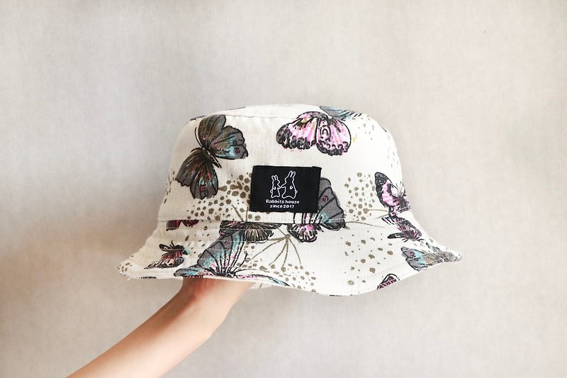 White butterfly print fisherman hat - หมวก - ผ้าฝ้าย/ผ้าลินิน หลากหลายสี