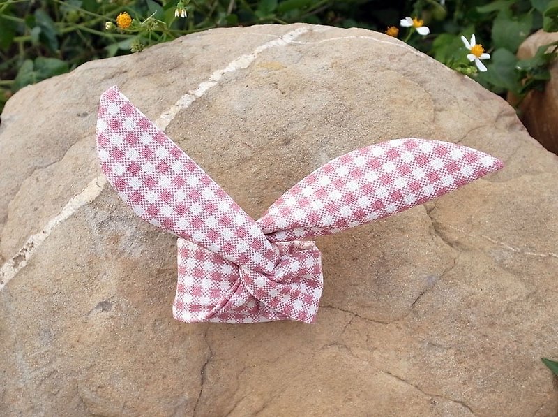 Pink classic small checkered hand made with aluminum models - Hair Accessories - Cotton & Hemp Pink