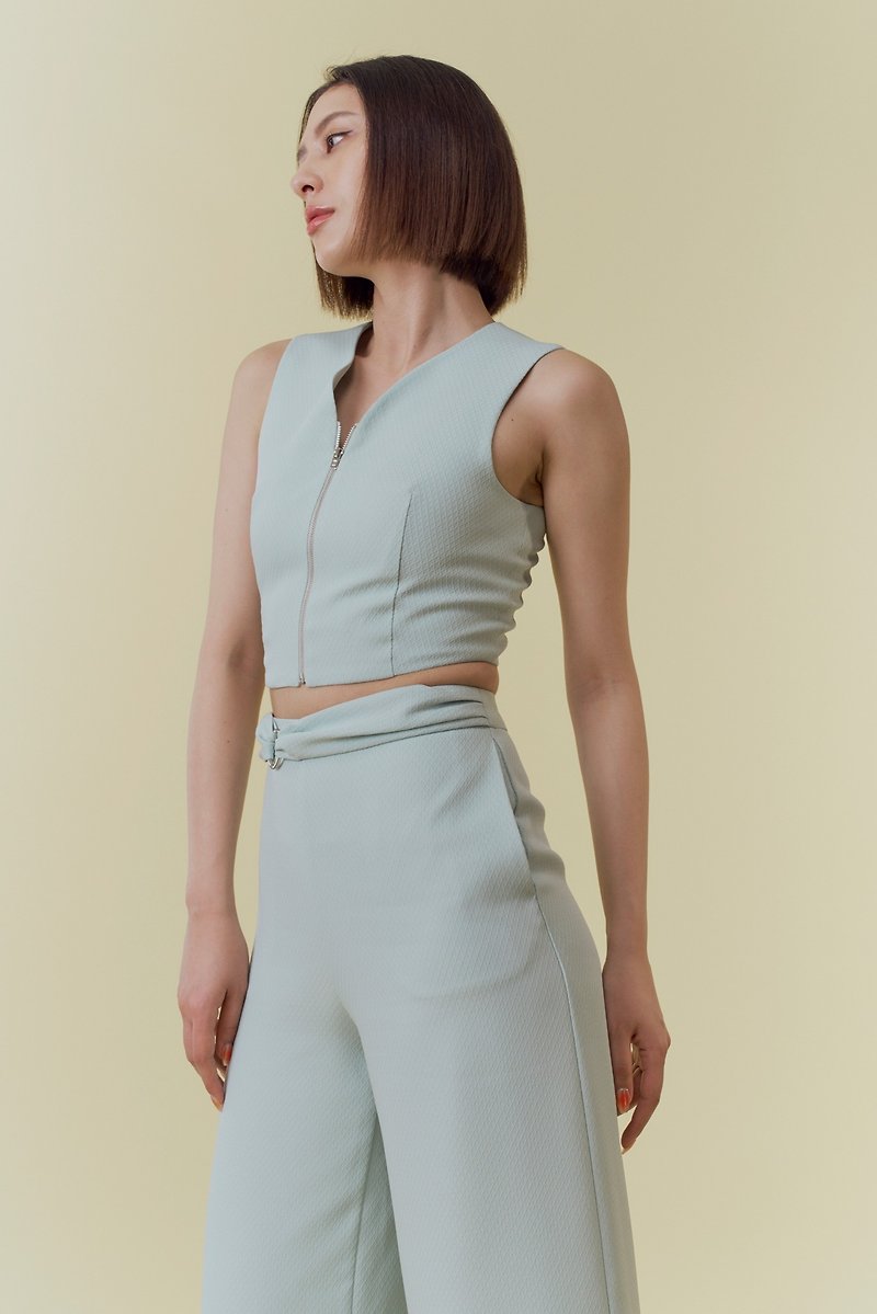 Green front zipper vest - Women's Vests - Polyester White