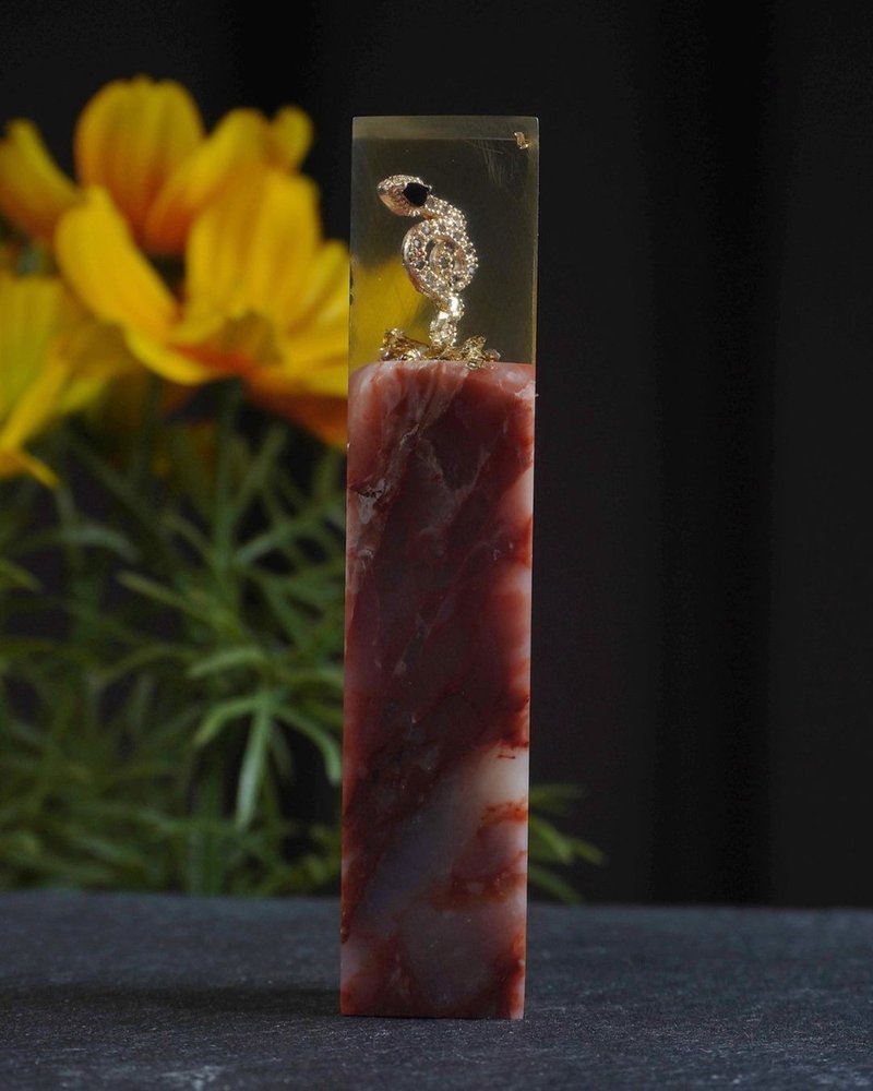 客製化手工印章-|金蛇樹酯印章 1.6x1.6 CM|篆刻印章 - 印章/印台 - 石頭 
