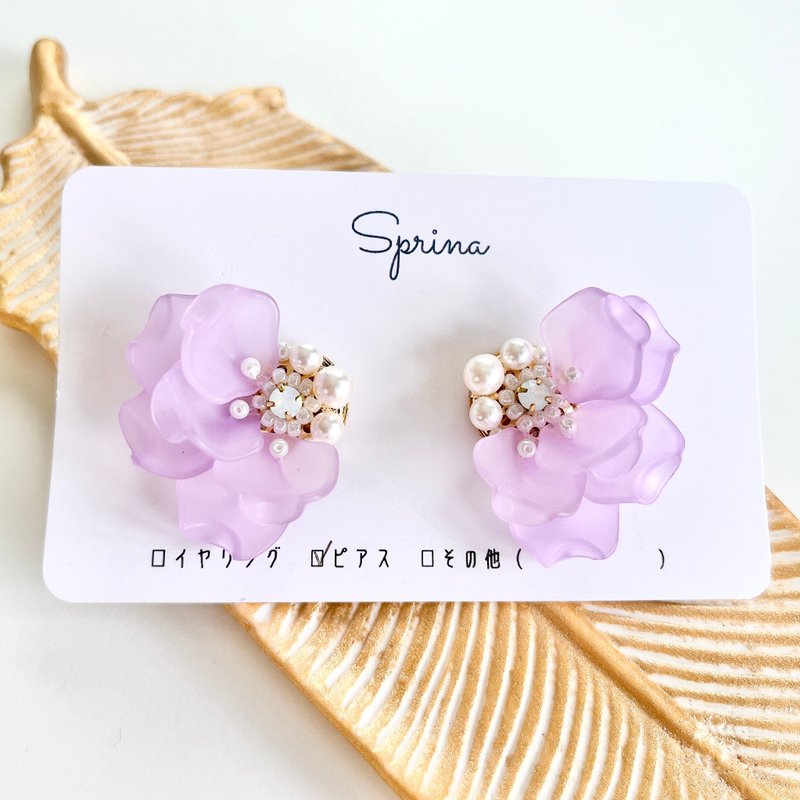 Ruffle flower earrings -Purple - ต่างหู - อะคริลิค สีม่วง