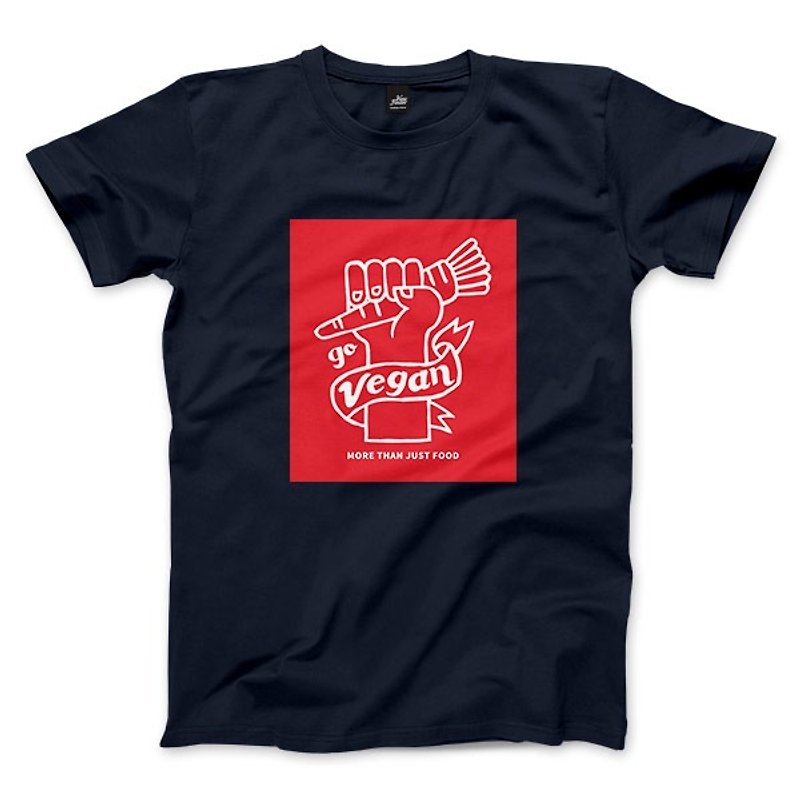 Go Vegan!-Navy-Unisex T-shirt - เสื้อยืดผู้ชาย - ผ้าฝ้าย/ผ้าลินิน สีน้ำเงิน