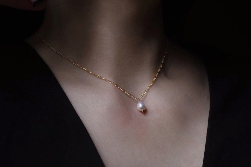 Natural Single Pearl Necklace - สร้อยคอ - ไข่มุก 