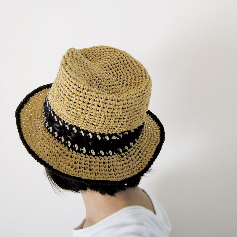 紙わら帽子の紳士古典的な色の\\で作られたクールな夏の中立ジョーカー\\ - 帽子 - 紙 カーキ
