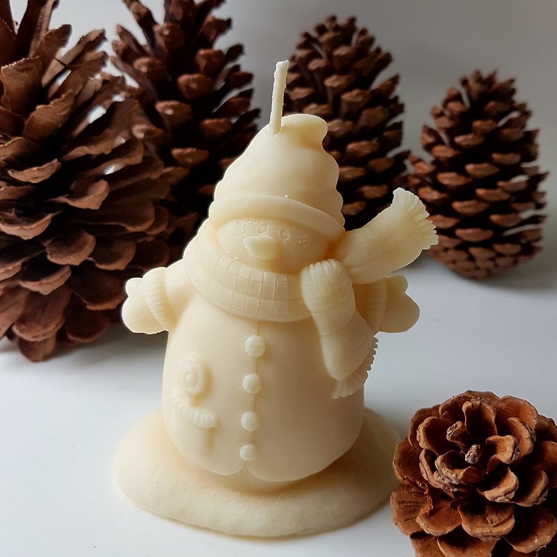 Handmade beeswax candle - Happy Snowman - Candles & Candle Holders - Wax Gold