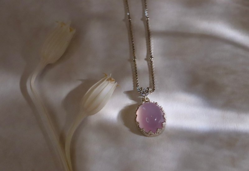 925 Sterling Silver - Pink Chalcedony Lace Bezel Set Cat Silhouette Necklace - Necklaces - Sterling Silver Silver