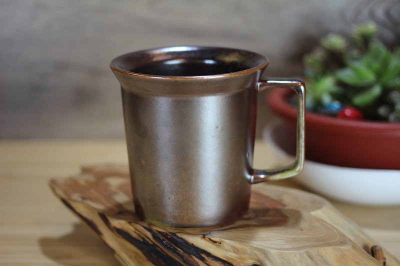 【送禮好物】240ml 柴燒古銅金 方韻杯 咖啡杯 台灣鶯歌製 - 咖啡杯/馬克杯 - 瓷 