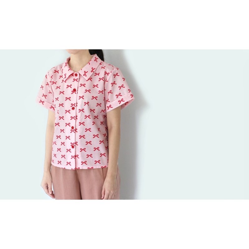 Pink short-sleeved shirt with red bow pattern - Women's Shirts - Cotton & Hemp Pink