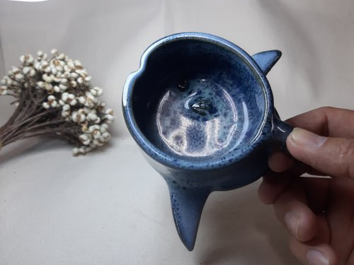 マンボ陶器魚手作り陶器カップ - ショップ rise1231-pottery マグカップ - Pinkoi