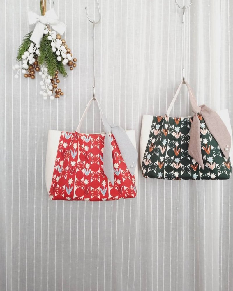 現貨!【BHN/骨感提袋】聖誕特別版 排列花朵 日本布 先染 帆布 - 手袋/手提包 - 棉．麻 紅色