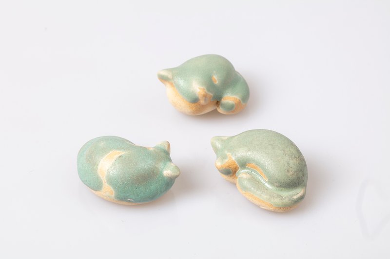 Faceless Cat Series—Macaron - Items for Display - Pottery Green